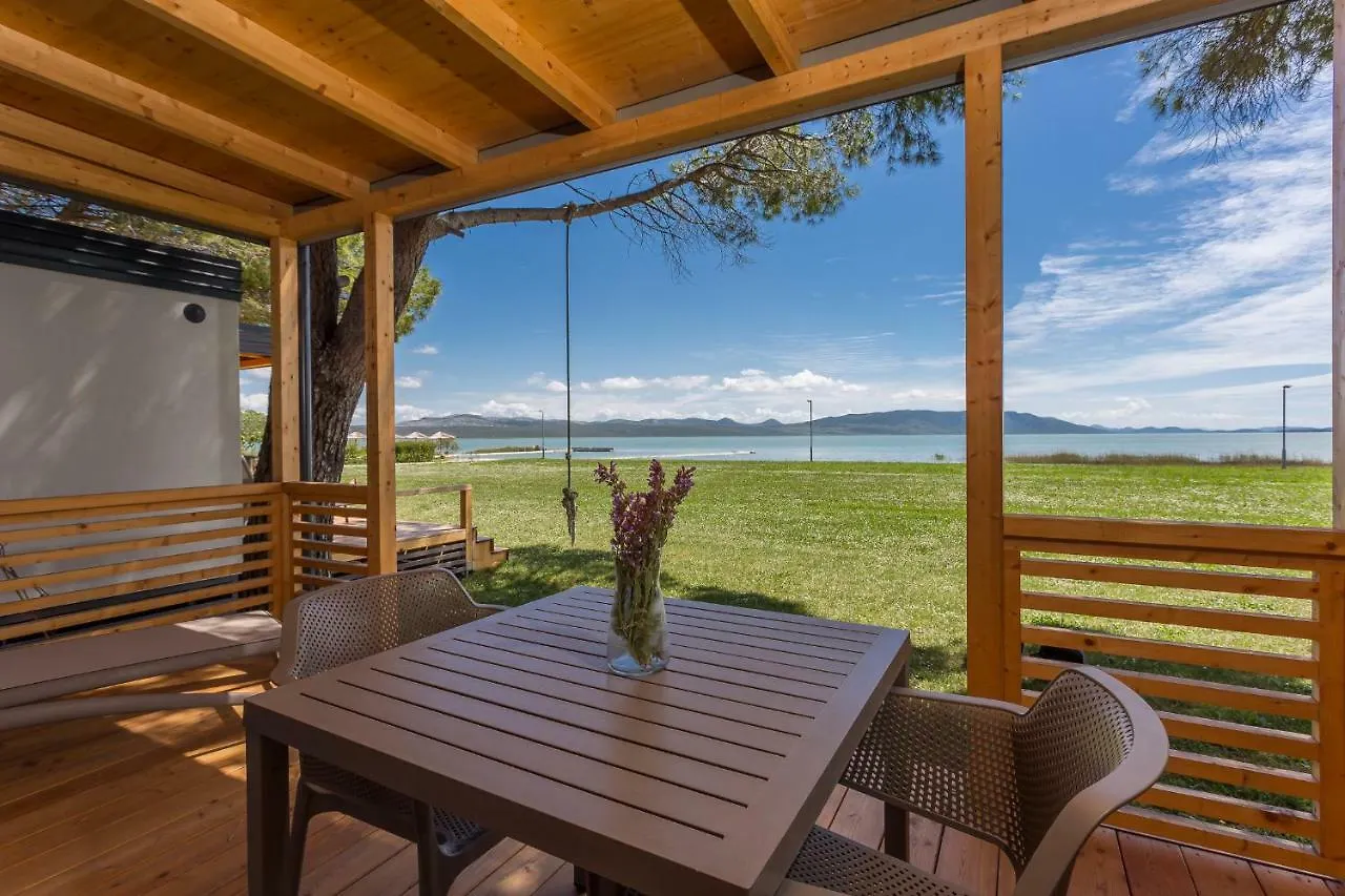 Holiday park Camp Vransko Lake - Mobile Homes Pakostane